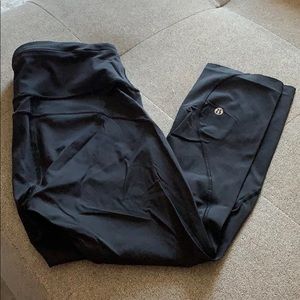 Lululemon crops